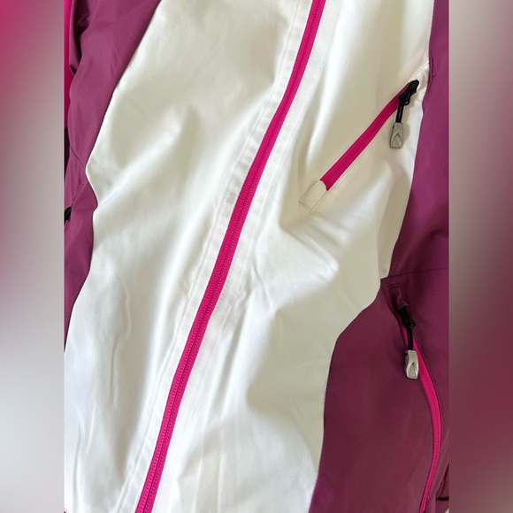 Spyder🕷️Winter Jacket - Picture 3 of 10